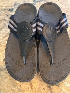 NWT Fitflop Walkstar sandals, size 7